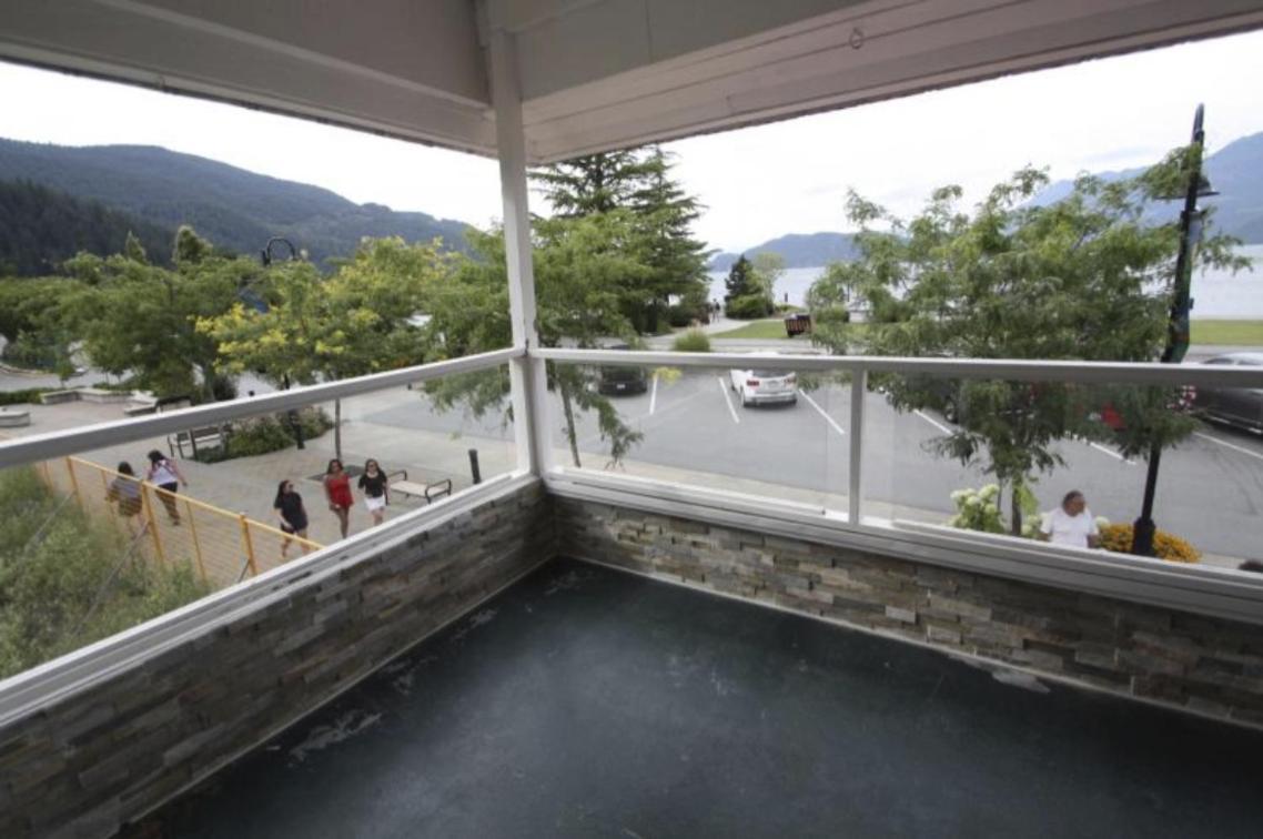 Harrison Spa Motel Harrison Hot Springs Εξωτερικό φωτογραφία